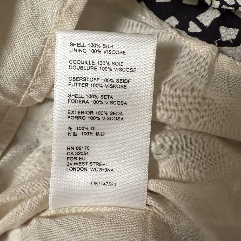 Women's Anthropologie Silk Sleeveless Top | Cream Black Shapes | Size 8 - Picture 5 of 6